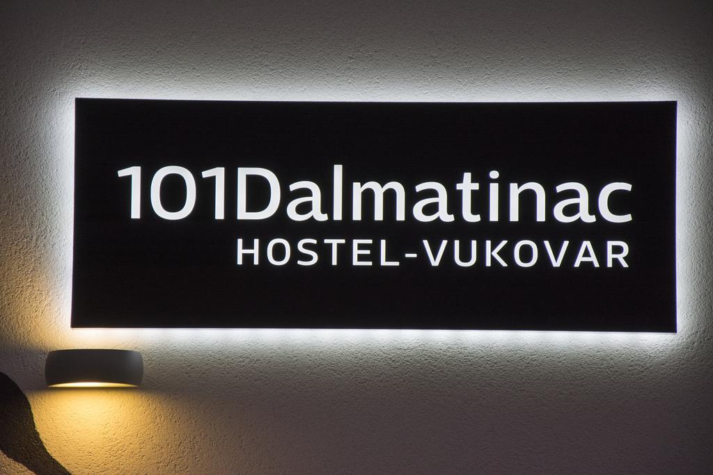 Hostel 101 Dalmatinac Вуковар Екстериор снимка